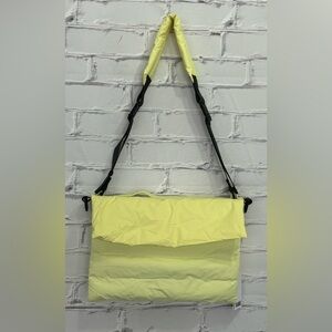 NWT RAINS Loop Crossbody Bag Straw